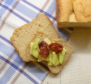 Duona su pastarnokais ir muskato riešutais