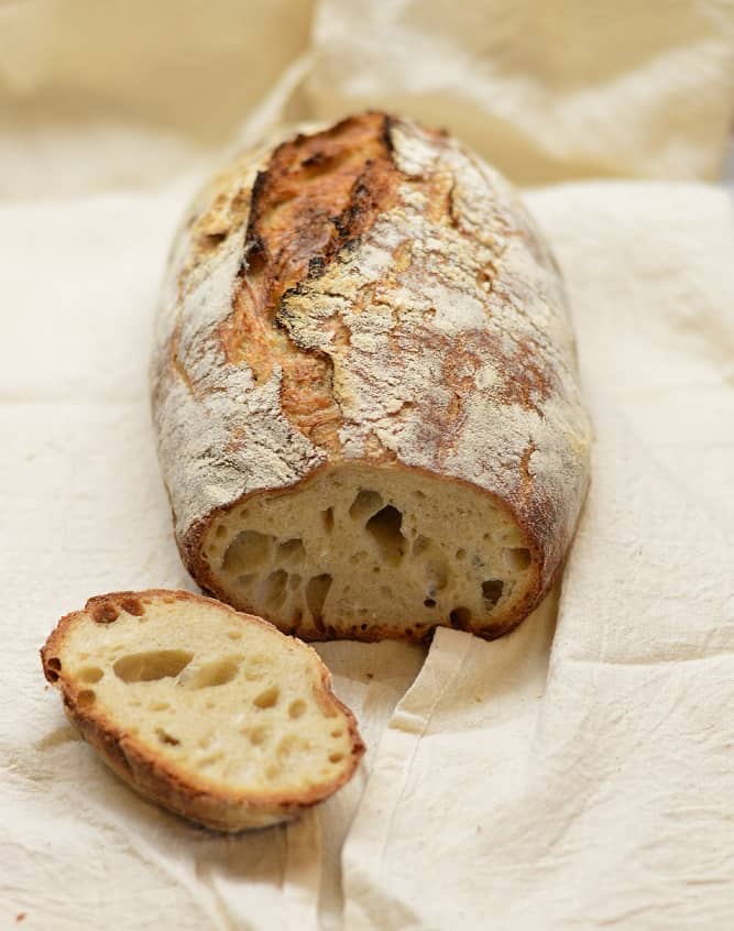 Alaus duona, kurios nereikia minkyti. Tinginių duona - bulviukose.lt