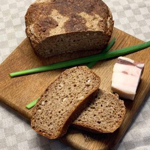 Ruginės duonos su lašinukais receptas - bulviukose.lt